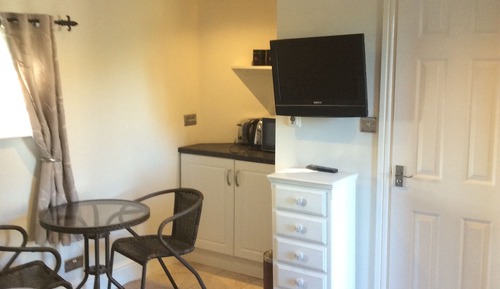 Chambre Double, salle de bains attenante (Saddlery)