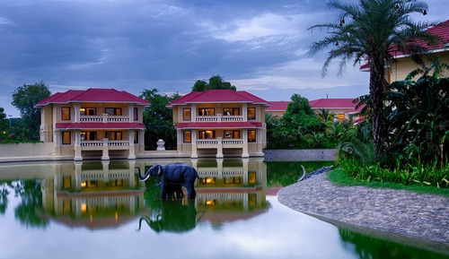 Villa Royale, 1 très grand lit, 2 salles de bains, vue lagon