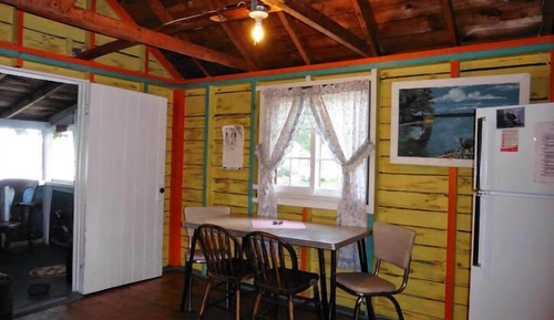 Cottage Tradition, 2 chambres, cuisine, vue baie (Waterfront Cottage 3)