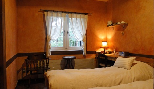 Chambre avec lits jumeaux