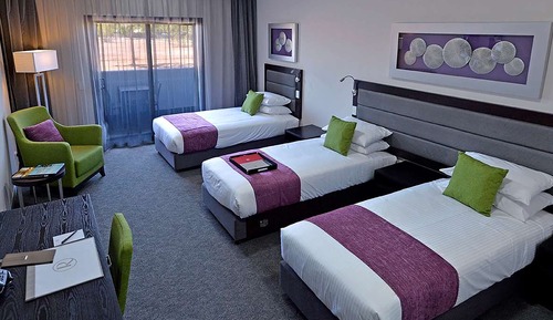 Chambre Triple, balcon