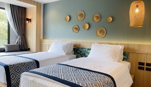 Chambre Deluxe, vue piscine