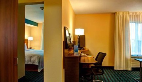 Suite, 1 très grand lit et 1 canapé-lit