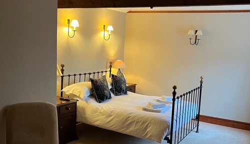 Chambre Double Supérieure, 1 très grand lit (15)