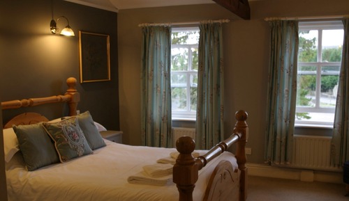 Chambre Supérieure, 1 très grand lit