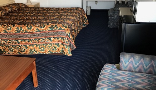 Chambre Standard, 1 très grand lit et 1 canapé-lit, non-fumeurs