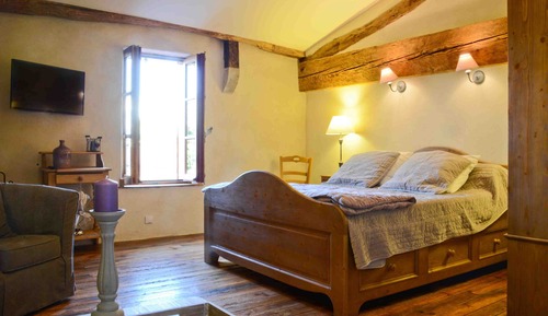 Chambre Double, salle de bains privée, vue montagne (Chambre Parme)