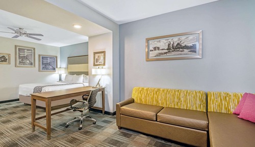 Chambre, 1 très grand lit, accessible aux personnes à mobilité réduite (Mobility Accessible)