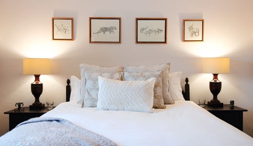 Cottage Standard