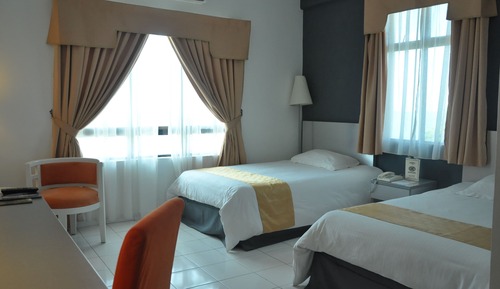 Chambre Supérieure (Non Seaview)