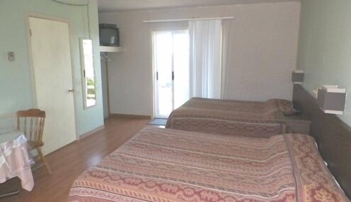Chambre Standard, 2 lits doubles, vue baie