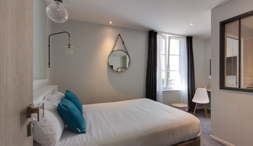 Chambre Supérieure, 1 très grand lit