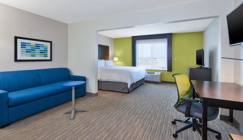 Chambre Standard, 1 très grand lit et 1 canapé-lit (Comm, Accessible Tub)