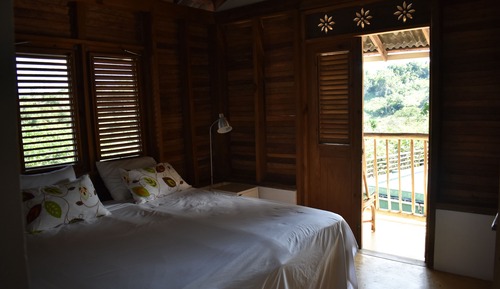 Chambre Simple Deluxe, 1 très grand lit, côté montagne