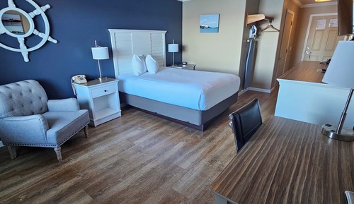 Chambre, 1 grand lit, vue fleuve (Sunset Harbor, Accessible)