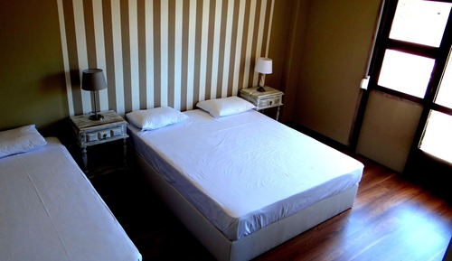 Suite Familiale, salle de bains privée (Triple)