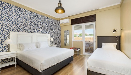 Suite Supérieure, salle de bains privée (Triple)