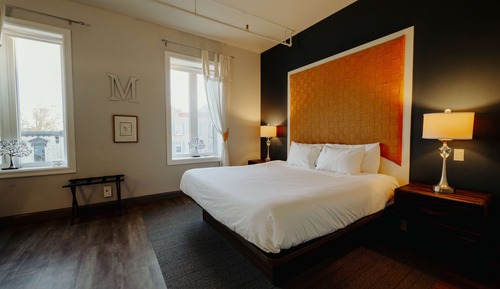 Chambre Standard, 1 très grand lit, non-fumeurs (No Elevator Access)