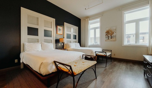 Chambre Standard, 2 grands lits, réfrigérateur, vue ville (No Elevator Access)