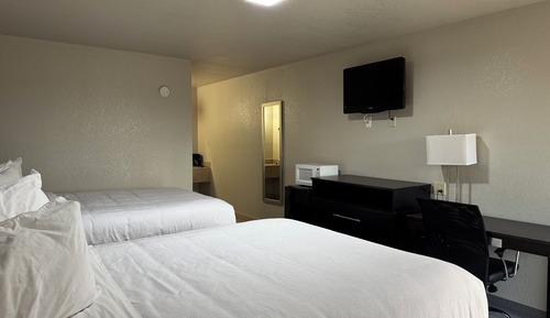 Chambre, 2 grands lits