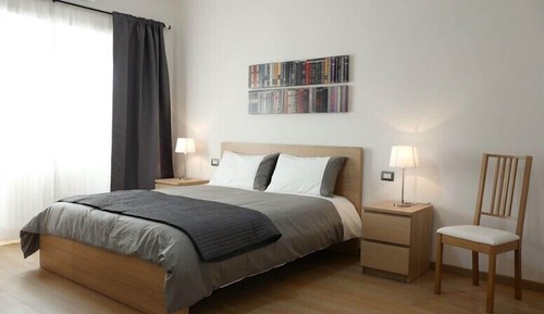 Chambre Triple Confort, 1 grand lit, dans la tour