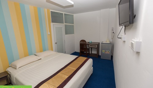 Chambre Standard Double ou avec lits jumeaux (No View)
