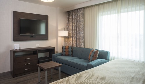 Suite Studio, cuisine, vue piscine