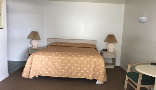 Chambre Standard, 1 très grand lit