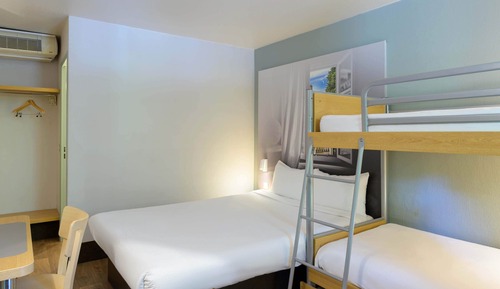 Chambre Quadruple, non-fumeurs