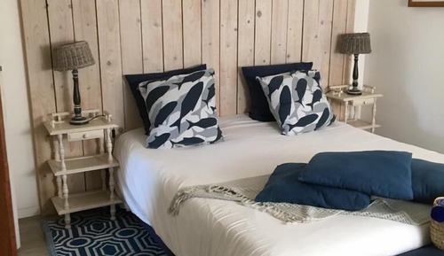 Chambre Quadruple Supérieure, salle de bains privée