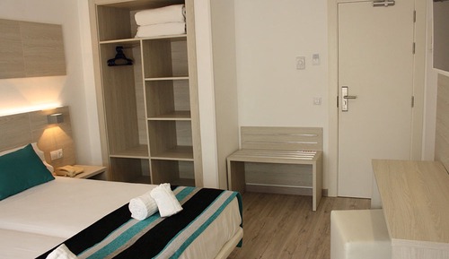 Chambre Double (Single parent)