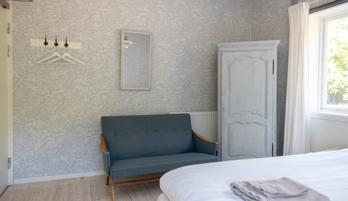 Chambre Double, salle de bains privée, côté jardin
