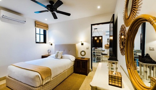 Appart'hôtel Deluxe, plusieurs lits, piscine privée, vue ville (18 Avenida La Antigua | 2 BR | 2 BA)