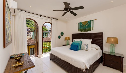 Appart'hôtel Deluxe, plusieurs lits, 2 salles de bains (34 Plaza Carlota | 2 BR | 2 BA)