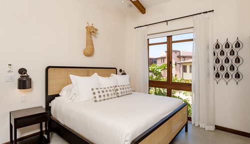 Appart'hôtel Deluxe, plusieurs lits, balcon, vue ville (206 Plaza Pienza | 3 BR | 3 BA)