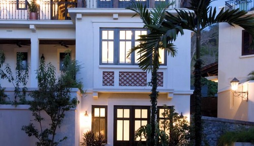 Studio Deluxe, 1 grand lit, coin cuisine, vue cour intérieure (22 Calle La Ronda | 1 BR | 1 BA)