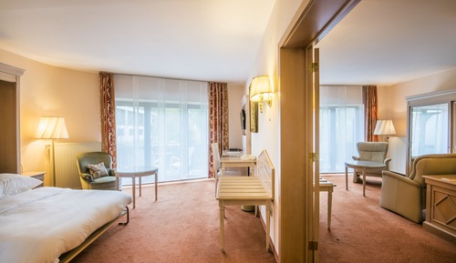 Chambre Familiale, balcon, vue parc