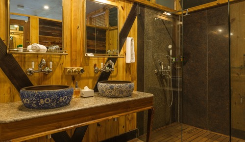 Chambre Double Luxe, 1 très grand lit, vue jardin