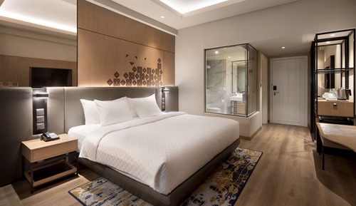 Privilege, Chambre, 1 très grand lit