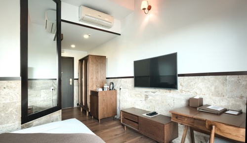 Chambre Supérieure, vue fleuve (King - Onsen, Sauna, Steam Sauna)