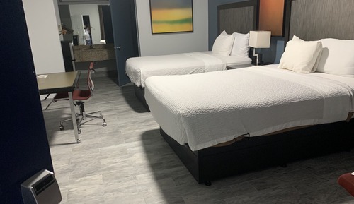 Standard Room, 2 Queen Beds Non-Smoking