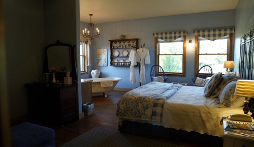 Chambre Standard, 1 très grand lit (Blue and White Room)