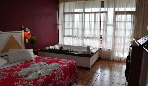 Suite, baignoire