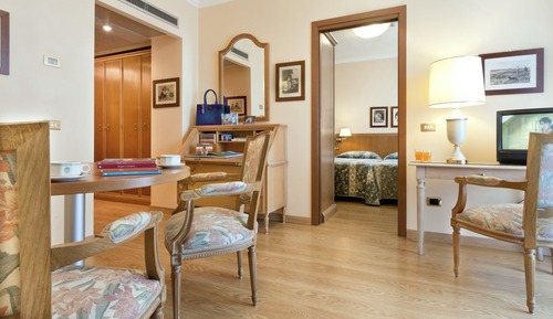 Appartement Économique, 2 chambres, 2 salles de bains (Superior) (Low Floor) (5 pax)