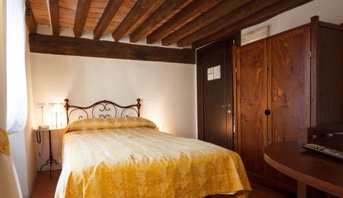 Chambre Double pour 1 personne, 1 lit double