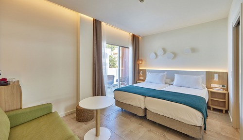Chambre Double Standard (2 adults +1 child)