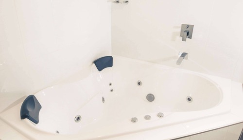 Suite « Premier », 1 très grand lit, baignoire à jets