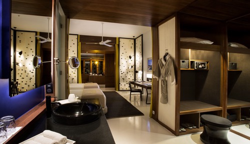 Chambre Classique, 2 lits une place, accès au salon club