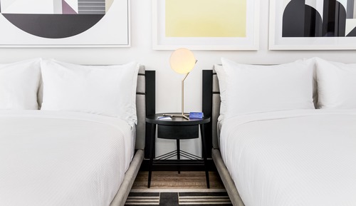 Chambre, 2 lits doubles, balcon