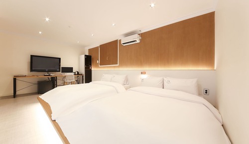 Family Twin Room, City View